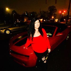 Meet your Posher, Danielle